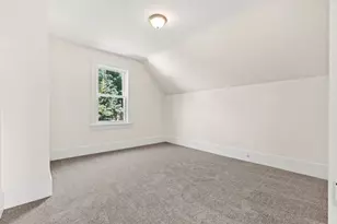 28 Hawthorne St, Lynn, MA 01902 - Photo 29