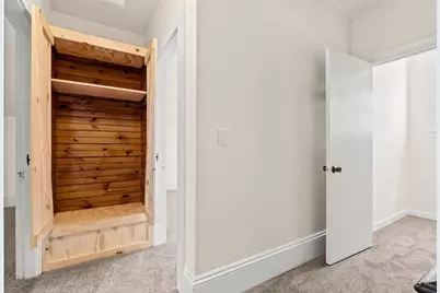 28 Hawthorne St, Lynn, MA 01902 - Photo 33