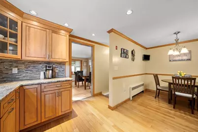 36 Ellis Street, Woburn, MA 01801 - Photo 9