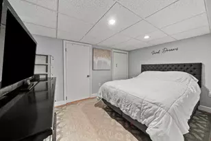 36 Ellis St, Woburn, MA 01801 - Photo 23