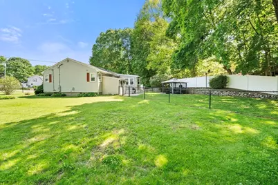 36 Ellis Street, Woburn, MA 01801 - Photo 41