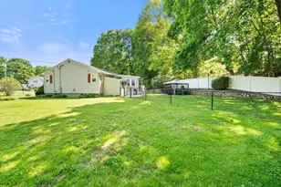 36 Ellis St, Woburn, MA 01801 - Photo 41