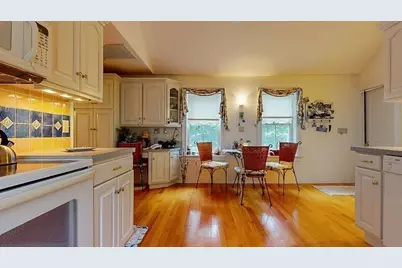 198 W. Main Street, Millbury, MA 01527 - Photo 5