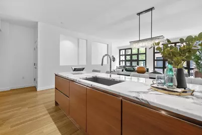 7 Warren #6, Boston, MA 02116 - Photo 5