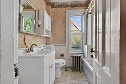 10 Waterlow St, Boston, MA 02121 - Photo 9