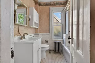 10 Waterlow St, Boston, MA 02121 - Photo 9
