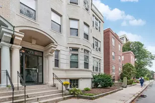 75 Park St, Brookline, MA 02446 - Photo 9