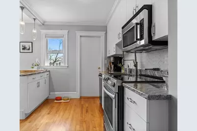 9 Cottage Park #9, Melrose, MA 02176 - Photo 3