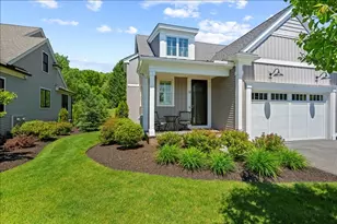 32 Hawk Ln, Framingham, MA 01701 - Photo 1