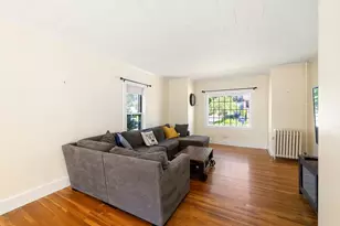 38 Pleasant St, Milford, MA 01757 - Photo 11