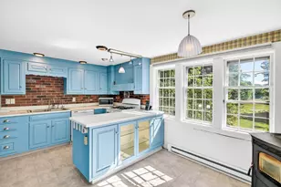 17 S Main St, Petersham, MA 01366 - Photo 11