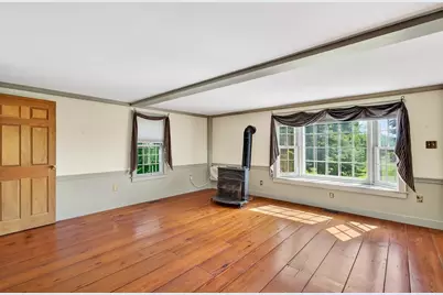 17 S Main St, Petersham, MA 01366 - Photo 15