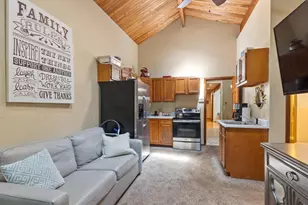 112 Elm St, Auburn, MA 01501 - Photo 29
