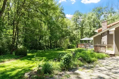 112 Elm St, Auburn, MA 01501 - Photo 33