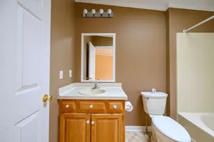53 Country Dr, Bridgewater, MA 02324 - Photo 19