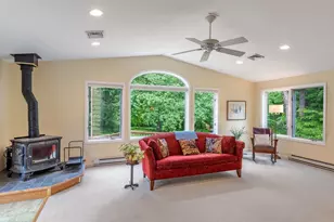 54 Deepwoods Dr, Amherst, MA 01002 - Photo 11