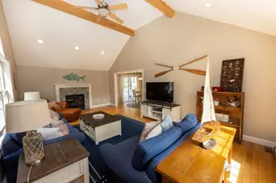 6 McKenzies Way, Berkley, MA 02779 - Photo 11