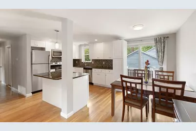 33 Marion St, Wilmington, MA 01887 - Photo 3