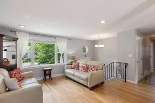 33 Marion St, Wilmington, MA 01887 - Photo 9