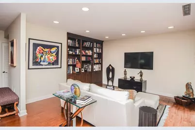 210 Nahanton #407, Newton, MA 02459 - Photo 7