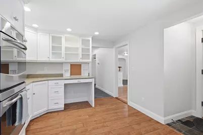 625 Beacon St, Newton, MA 02459 - Photo 15