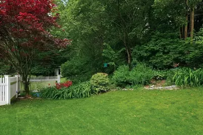625 Beacon St, Newton, MA 02459 - Photo 41
