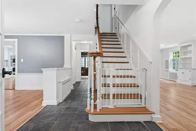 625 Beacon St, Newton, MA 02459 - Photo 5
