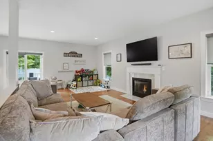 2 Klondike Rd, Grafton, MA 01560 - Photo 5
