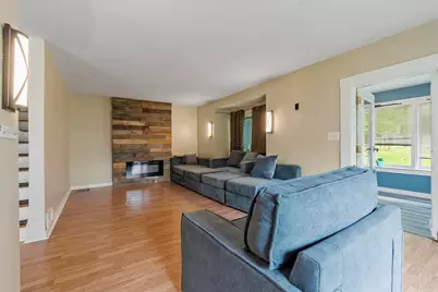101 Starrett Ave, Athol, MA 01331 - Photo 9
