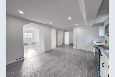 35 Hichborn St #1, Revere, MA 02151 - Photo 9