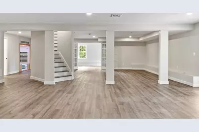 86 High St, Shrewsbury, MA 01545 - Photo 35