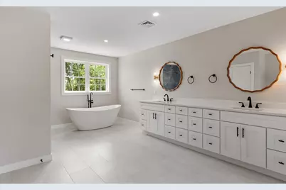 86 High St, Shrewsbury, MA 01545 - Photo 27