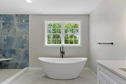 86 High St, Shrewsbury, MA 01545 - Photo 31