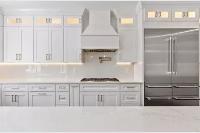 86 High St, Shrewsbury, MA 01545 - Photo 17