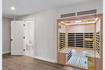 86 High St, Shrewsbury, MA 01545 - Photo 7