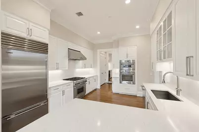 128 Beacon Street #B, Boston, MA 02116 - Photo 5