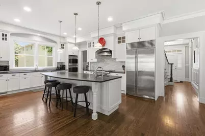 7 Locust Ave, Lexington, MA 02421 - Photo 3