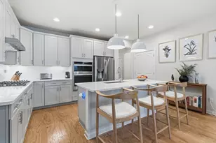 114 Orchard Dr, Sudbury, MA 01776 - Photo 3