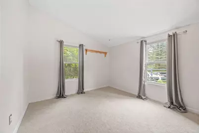90 Kingman St, Taunton, MA 02718 - Photo 13