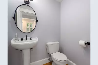 10-12 Richardson Ave #2, Arlington, MA 02476 - Photo 11
