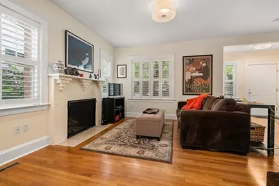 10-12 Richardson Ave #2, Arlington, MA 02476 - Photo 7