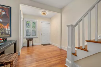 10-12 Richardson Ave #2, Arlington, MA 02476 - Photo 3