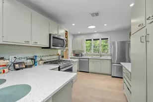 139 Stoney Lea Rd, Dedham, MA 02026 - Photo 9