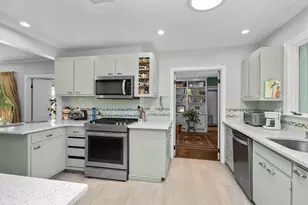 139 Stoney Lea Rd, Dedham, MA 02026 - Photo 11