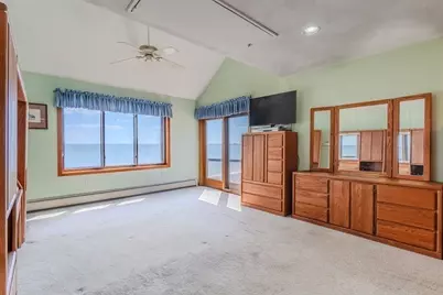 32 Faun Bar Avenue, Winthrop, MA 02152 - Photo 17