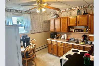 37 Greendale Ave, Worcester, MA 01606 - Photo 9
