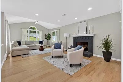 66 Haven St, Milford, MA 01757 - Photo 9