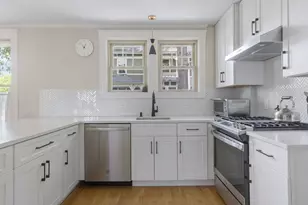 72 Clyde St, Newton, MA 02460 - Photo 5