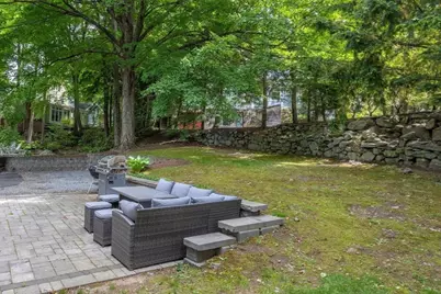 72 Clyde St #1, Newton, MA 02460 - Photo 17