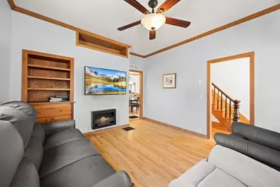 49 Pleasant St, Holbrook, MA 02343 - Photo 15